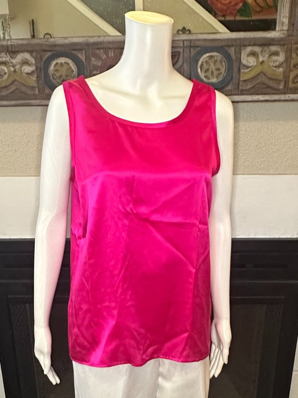 Nordstrom Town Square Top Tank 100% Silk Medium Hot Pink armpit to armpit 19"